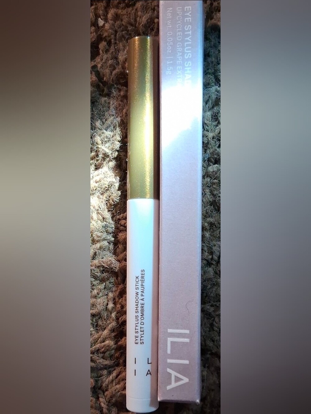 ILIA Eye Stylus Shadow Stick - Patina Golden Olive Shimmer